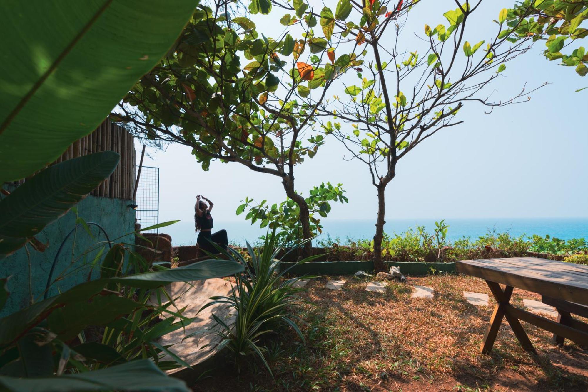 Nidra By Sarwaa Bed & Breakfast Varkala Exterior foto
